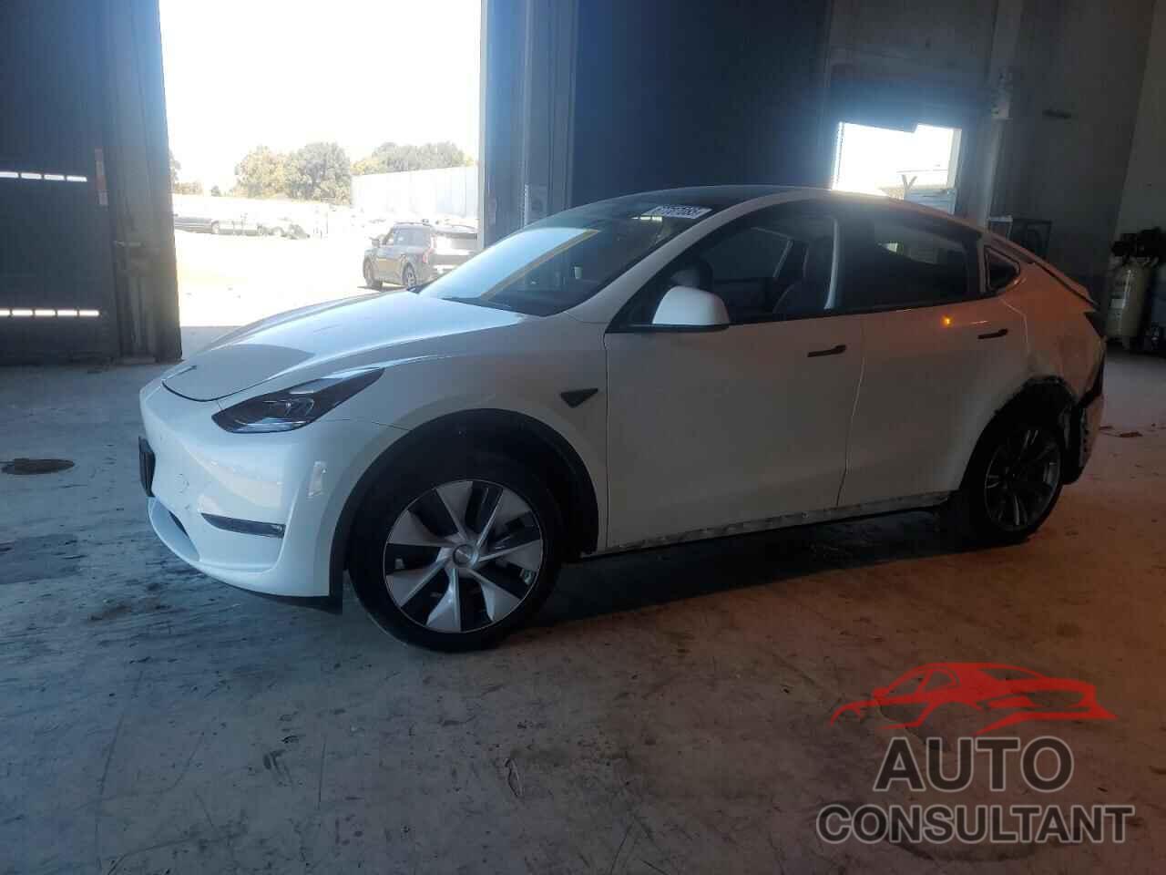 TESLA MODEL Y 2023 - 7SAYGDED6PF941095