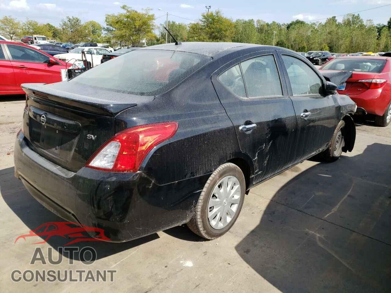 NISSAN VERSA 2019 - 3N1CN7AP3KL863757