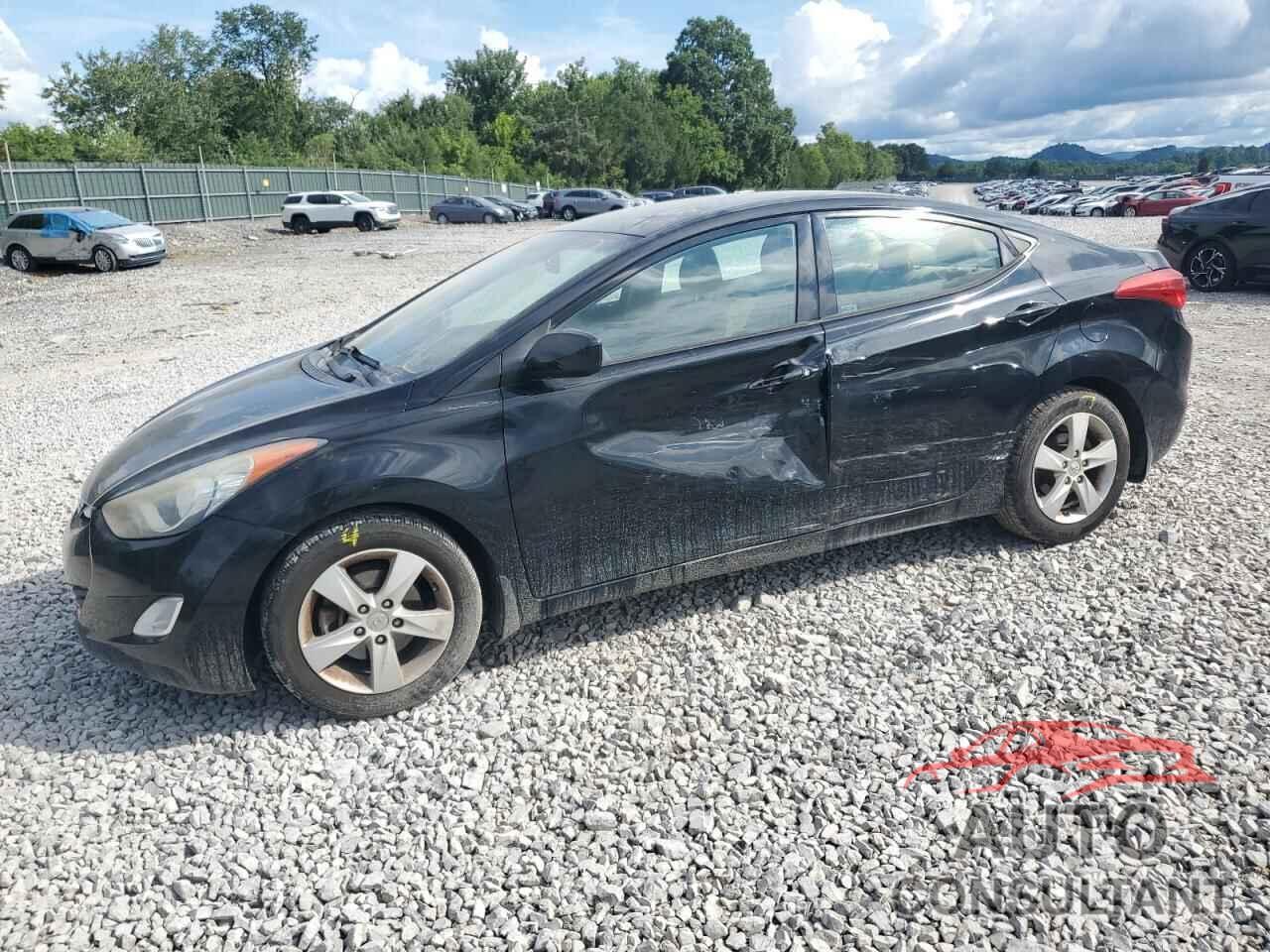 HYUNDAI ELANTRA 2013 - 5NPDH4AE5DH343598