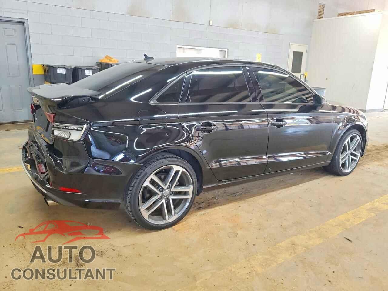 AUDI A3 2018 - WAUB8GFF3J1034285