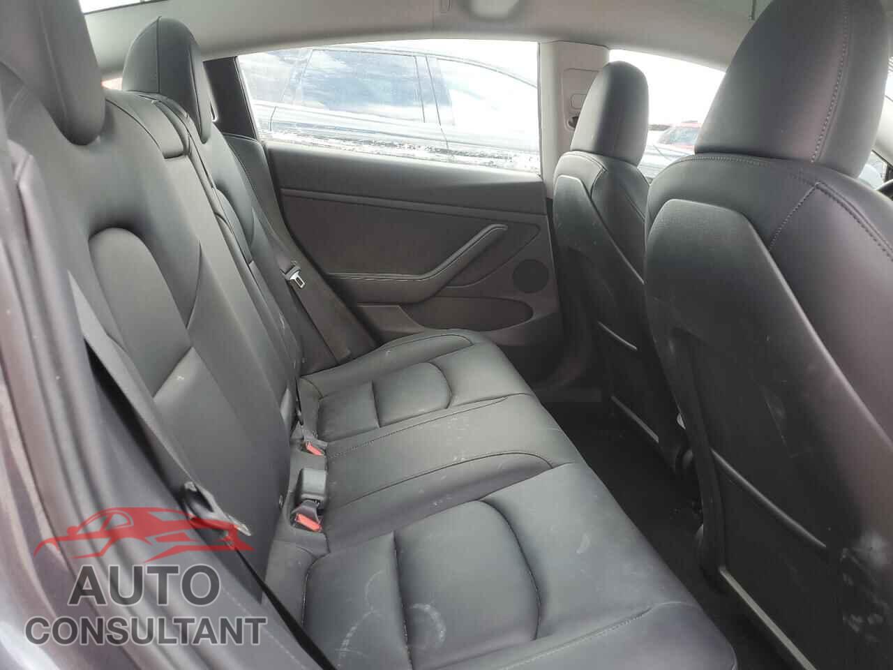 TESLA MODEL 3 2023 - 5YJ3E1EAXPF692043