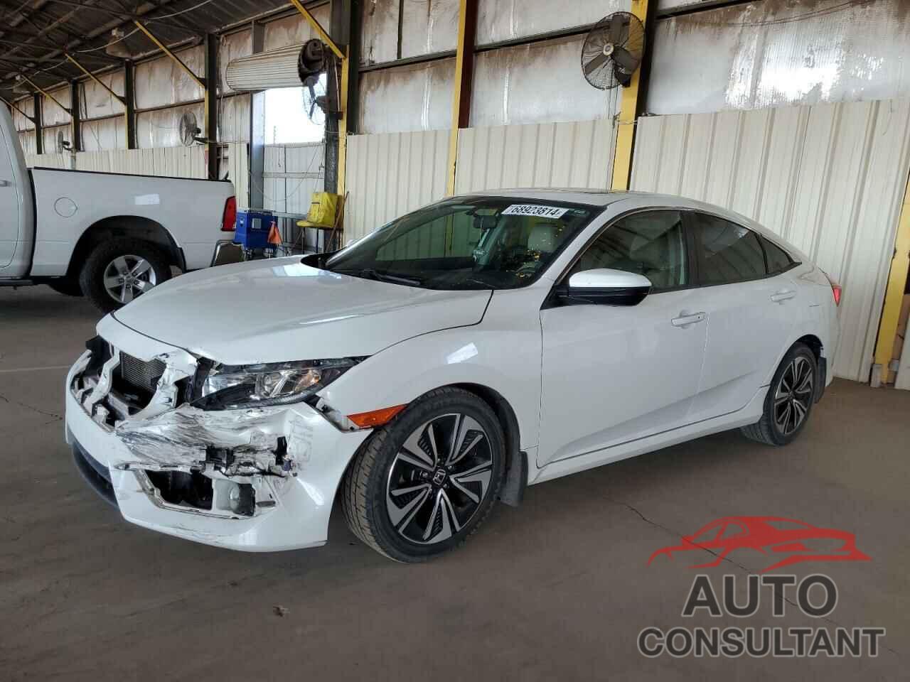HONDA CIVIC 2018 - JHMFC1F3XJX003536