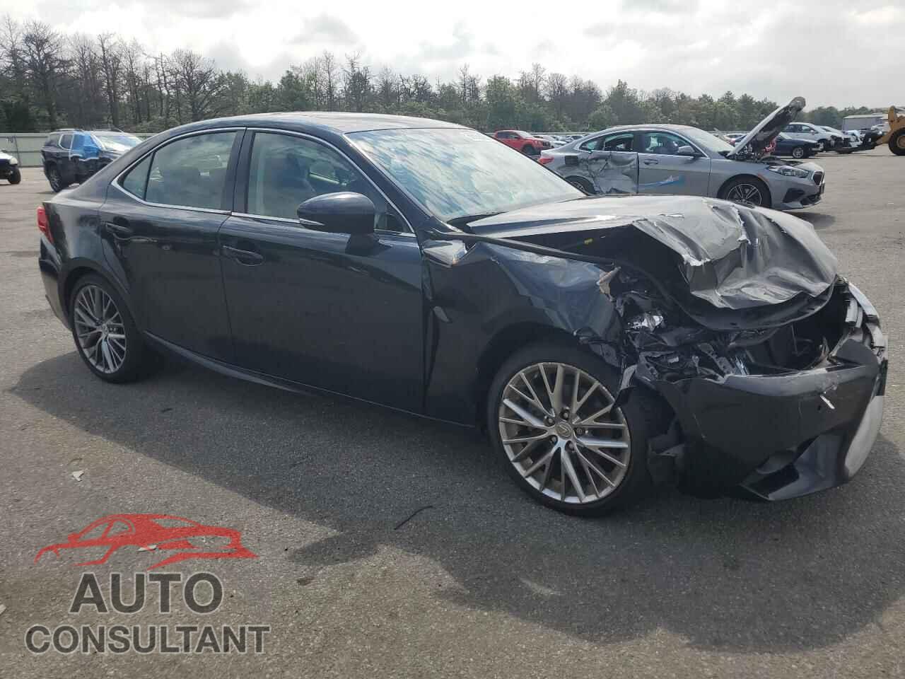 LEXUS IS 2015 - JTHCF1D20F5021714