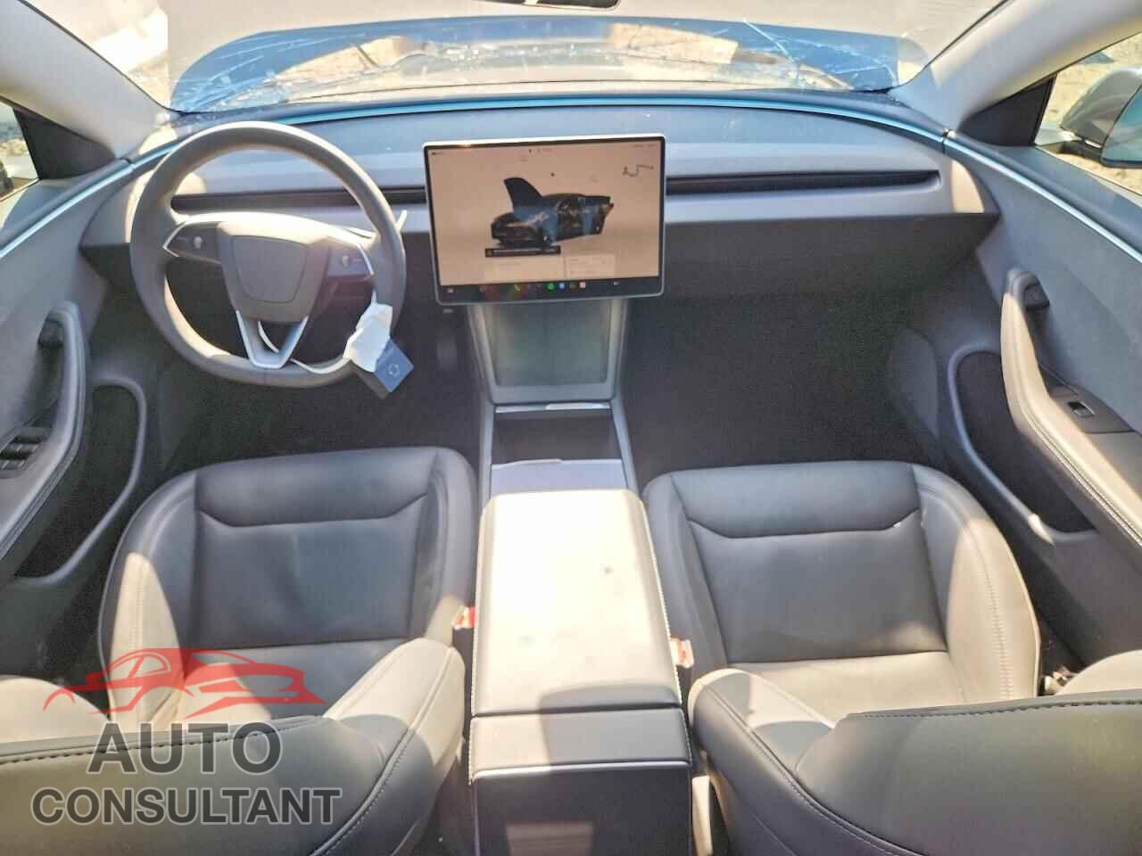 TESLA MODEL 3 2024 - 5YJ3E1EA0RF866141