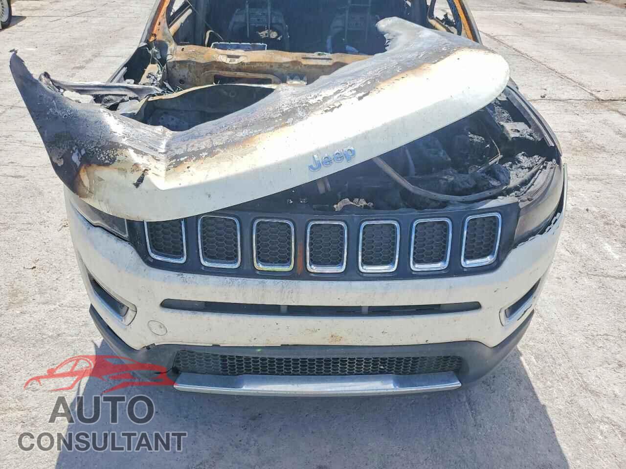 JEEP COMPASS 2020 - 3C4NJCCB9LT125586