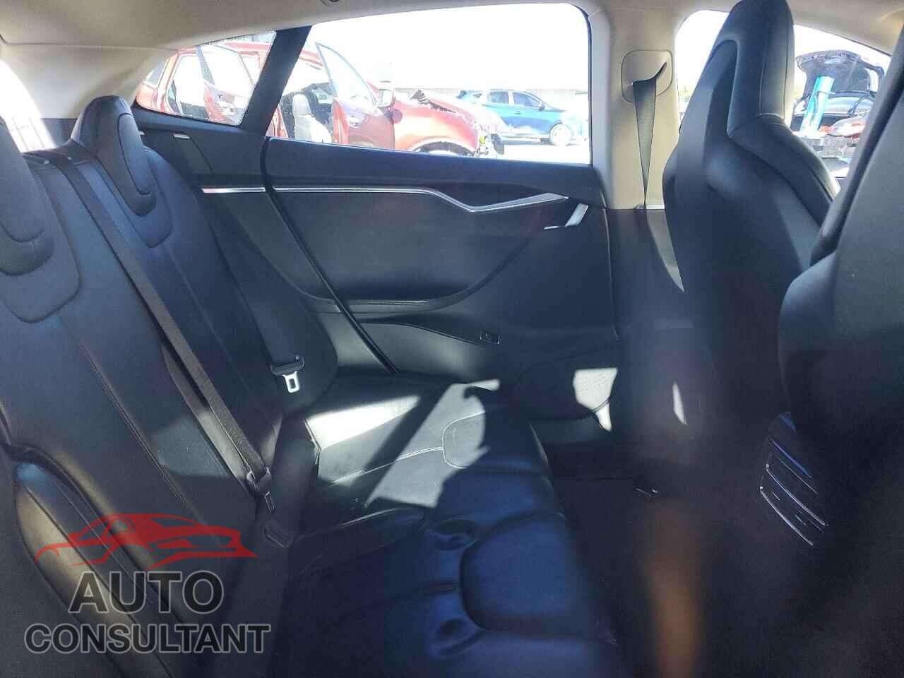 TESLA MODEL S 2013 - 5YJSA1CN3DFP04123