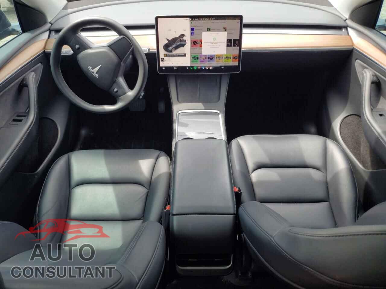 TESLA MODEL Y 2024 - 7SAYGDED8RF016305