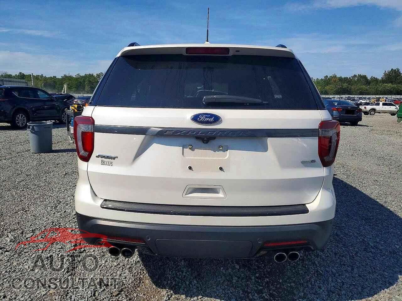 FORD EXPLORER 2018 - 1FM5K8GT0JGB37748