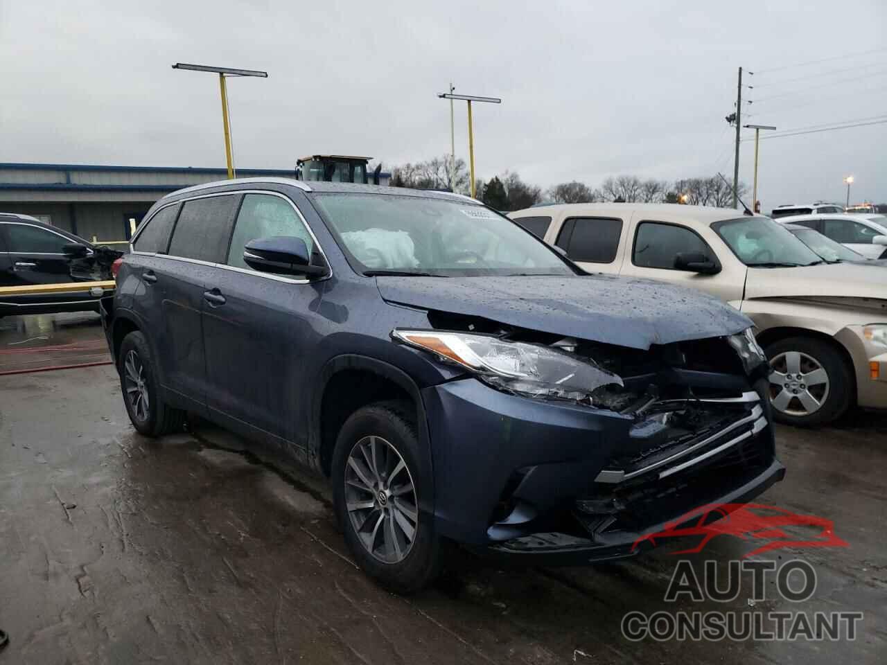 TOYOTA HIGHLANDER 2019 - 5TDKZRFH1KS340824