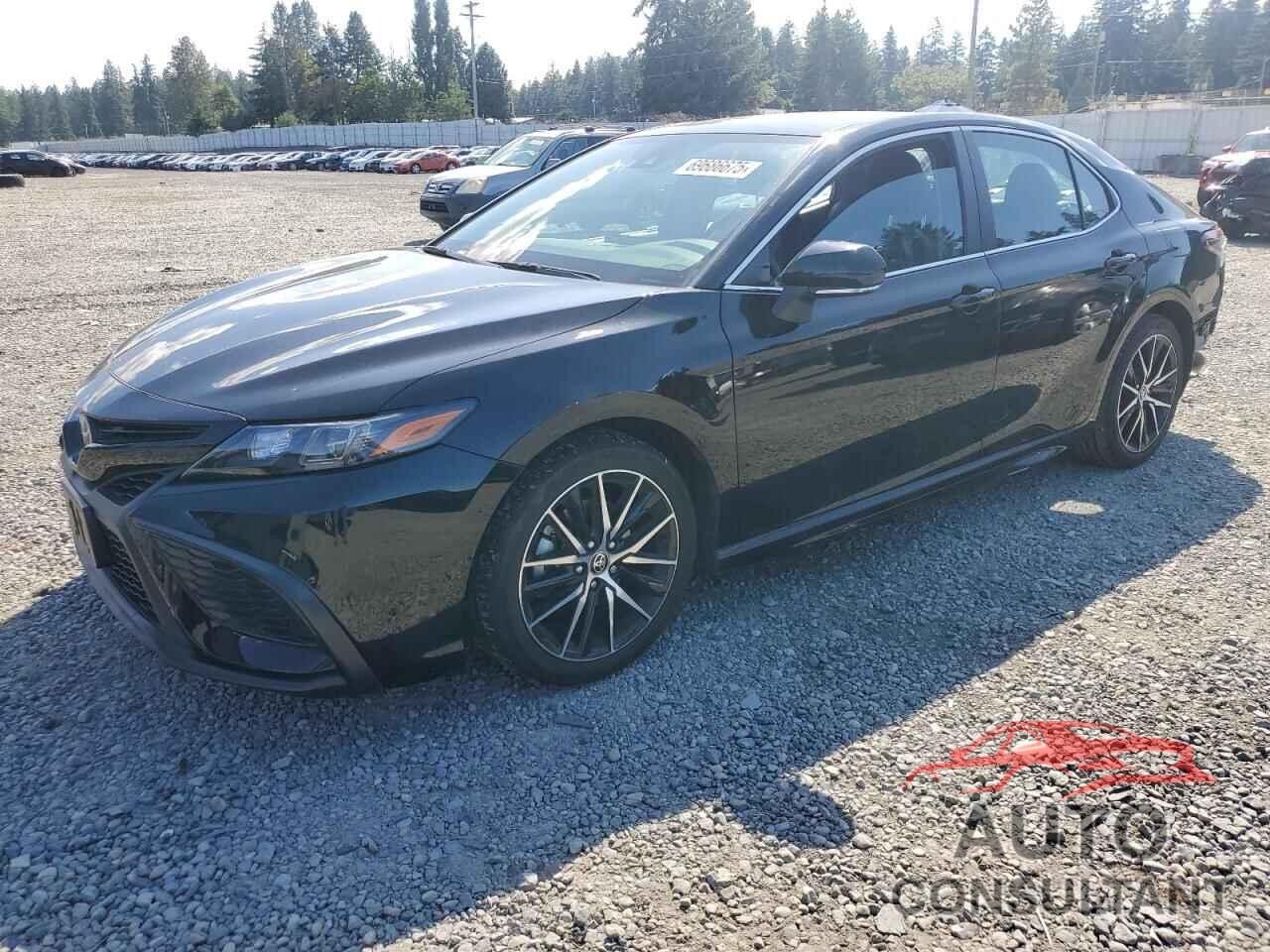 TOYOTA CAMRY 2021 - 4T1G11BK1MU029811