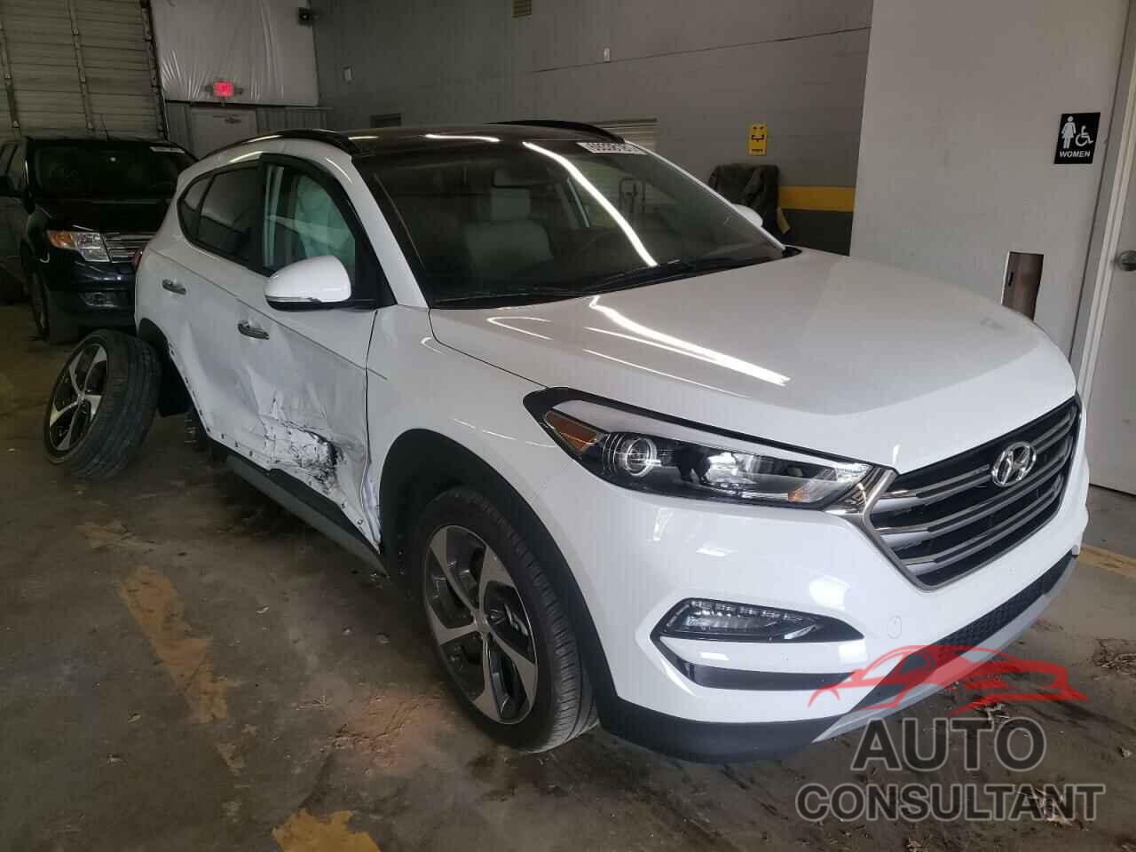 HYUNDAI TUCSON 2018 - KM8J3CA28JU820071