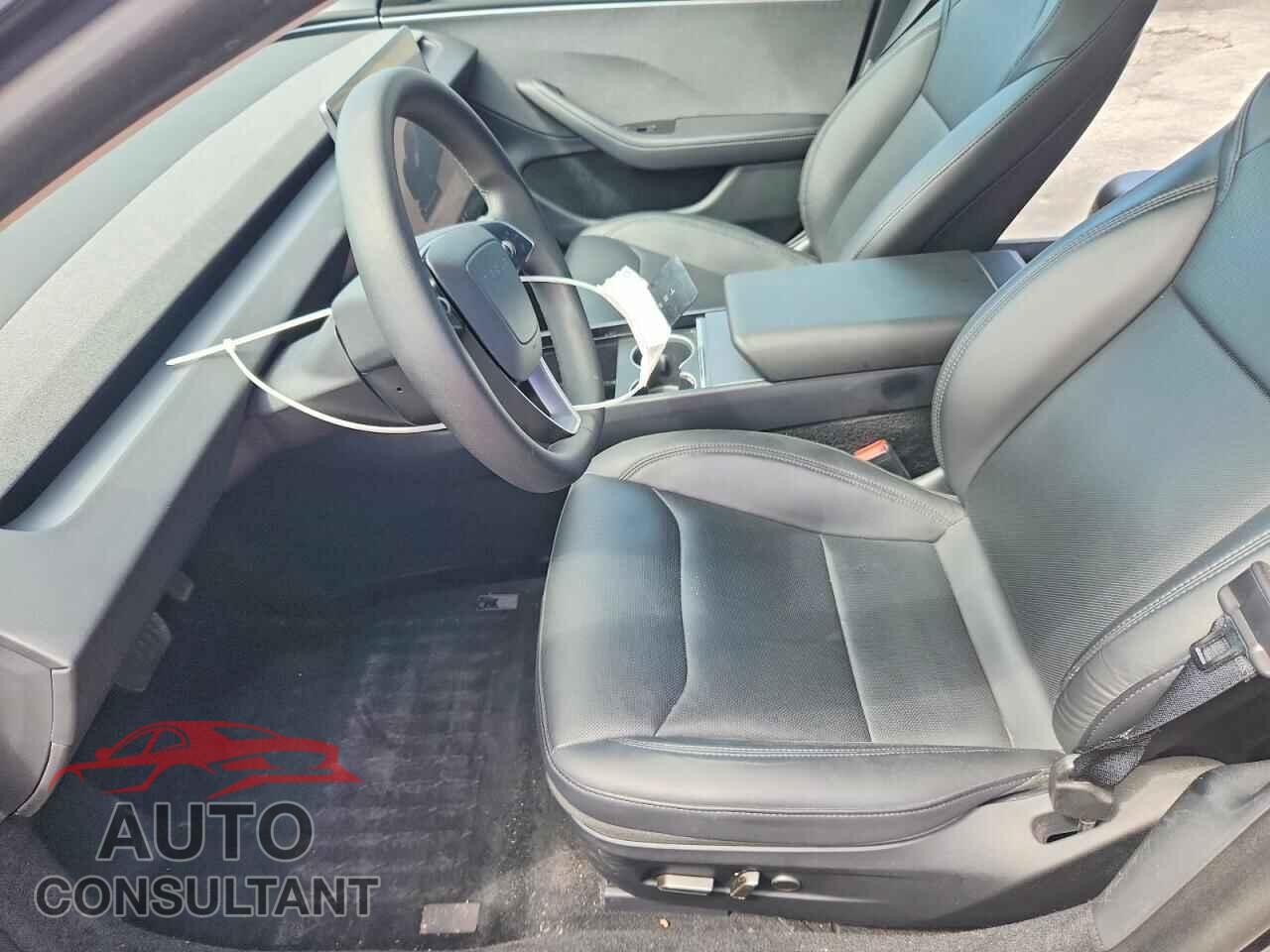 TESLA MODEL 3 2024 - 5YJ3E1EAXRF739686