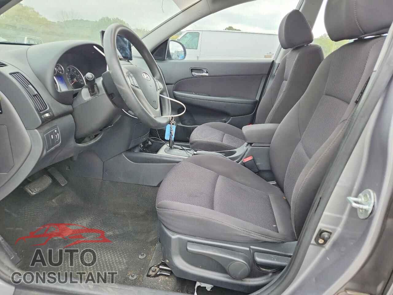 HYUNDAI ELANTRA 2012 - KMHDC8AE6CU148955