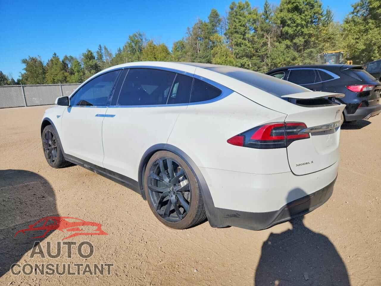 TESLA MODEL X 2016 - 5YJXCBE23GF021206