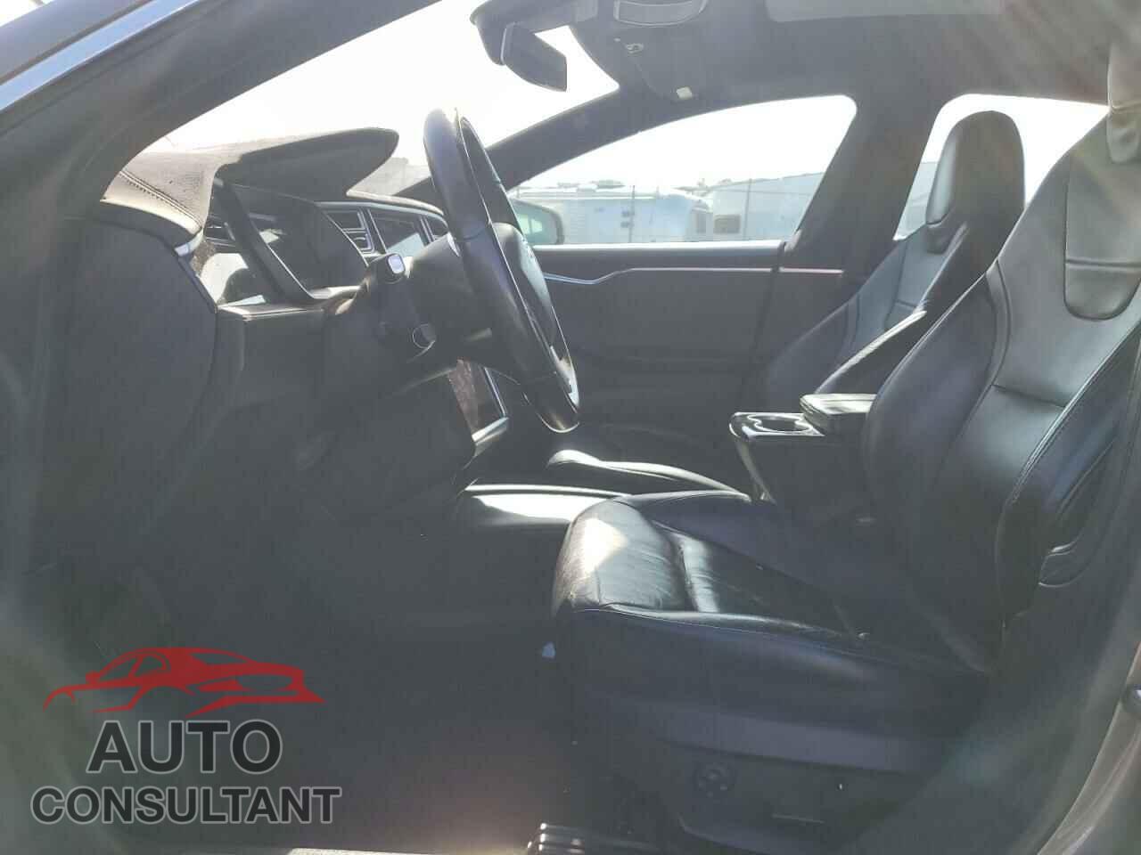 TESLA MODEL S 2016 - 5YJSA1E2XGF133933