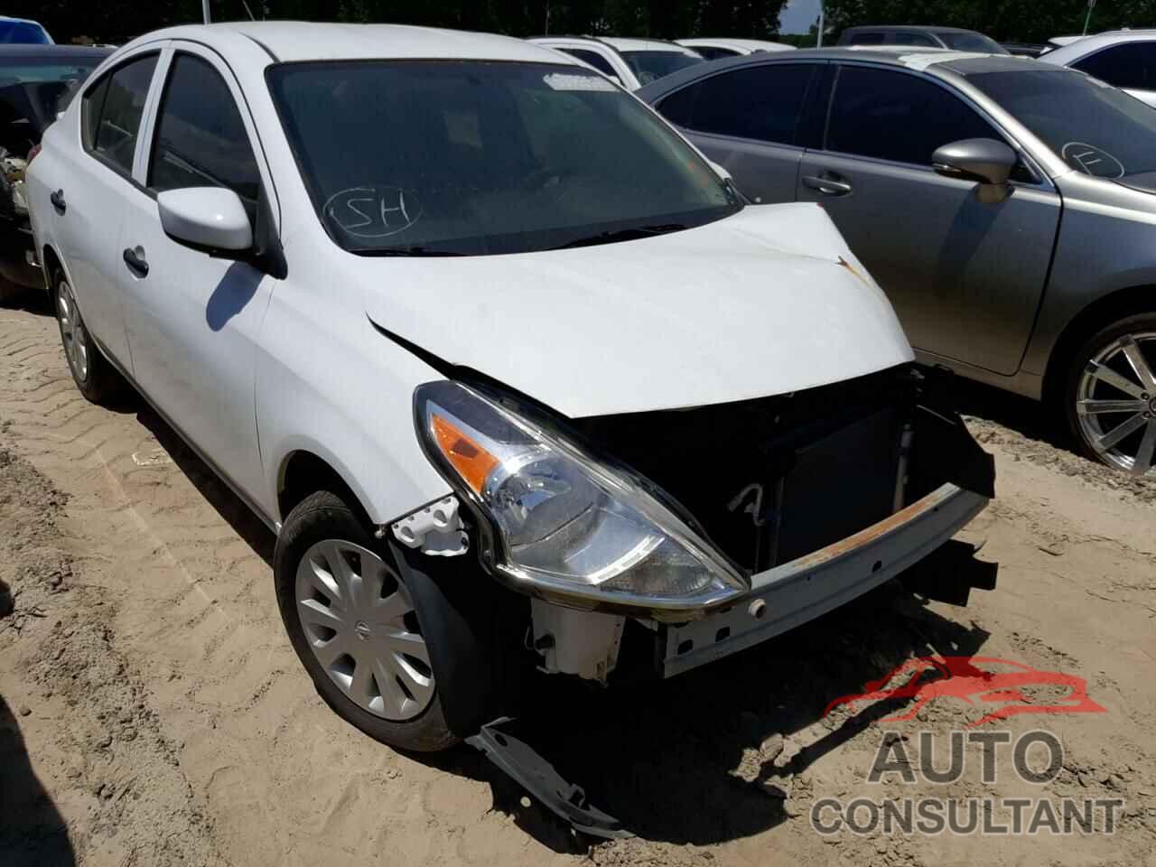 NISSAN VERSA 2019 - 3N1CN7APXKL842520