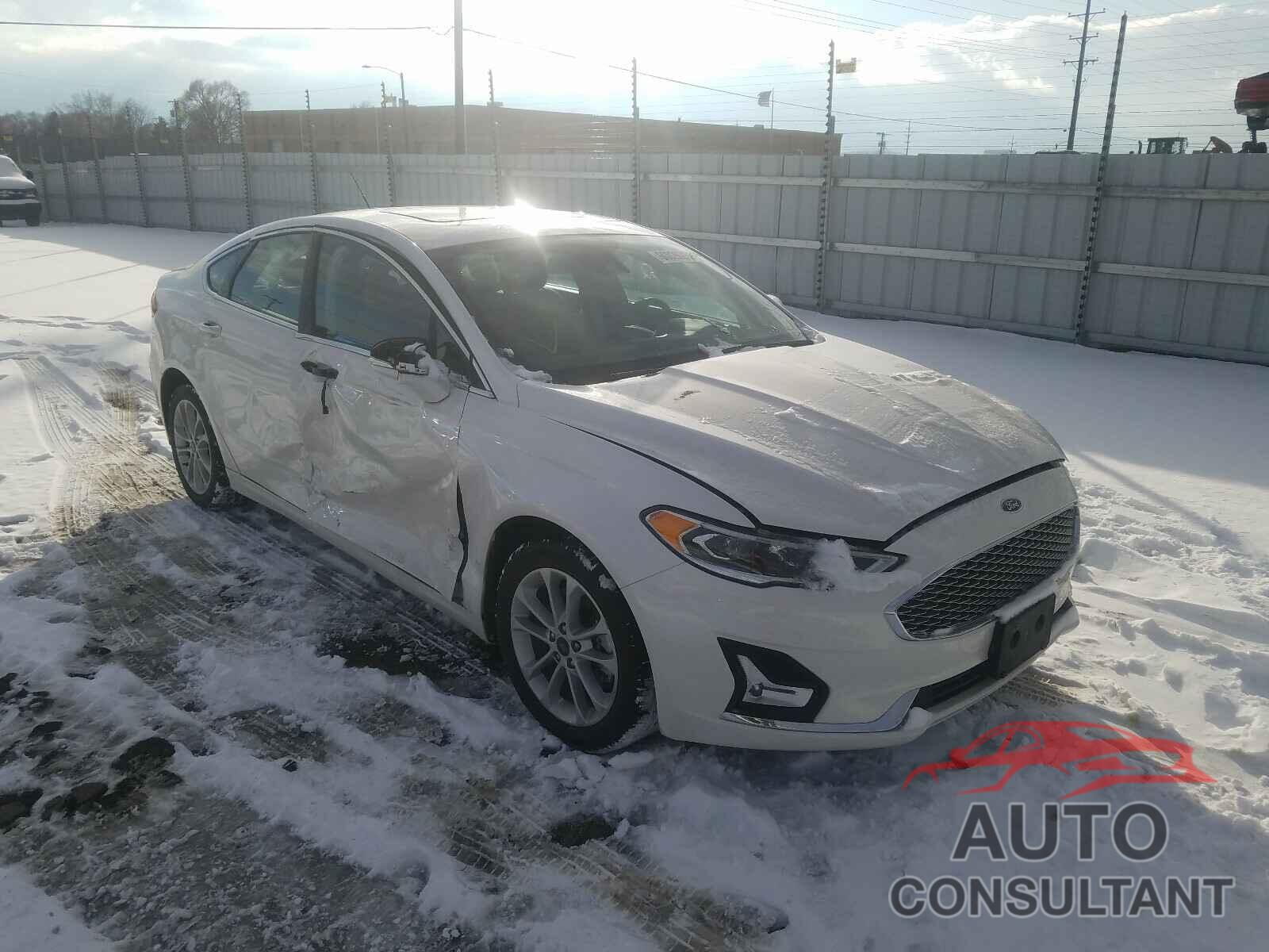 FORD FUSION 2019 - 3FA6P0SU0KR114322