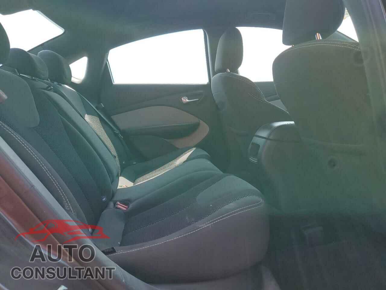 DODGE DART 2015 - 1C3CDFBB5FD302585