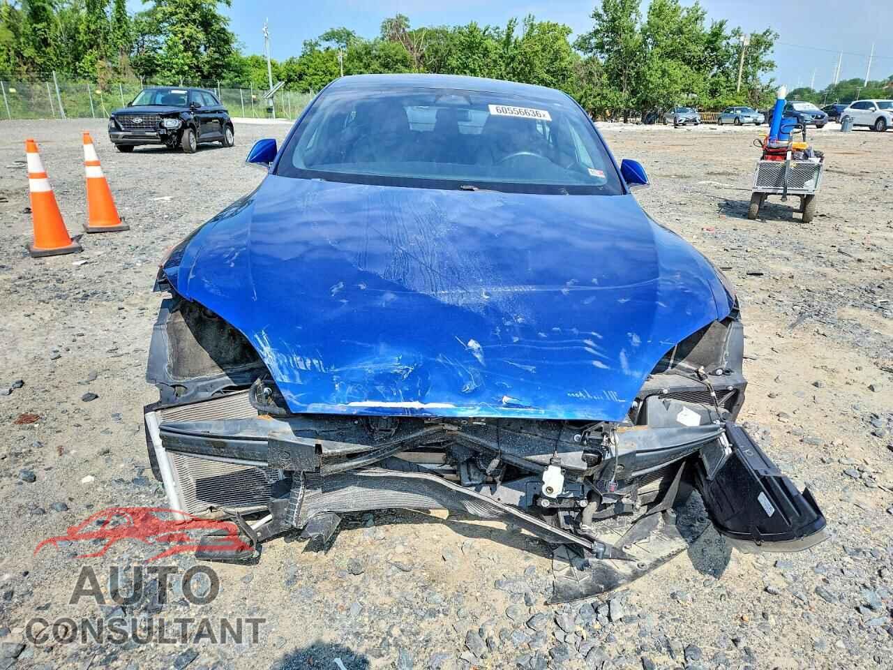 TESLA MODEL S 2017 - 5YJSA1E1XHF208784