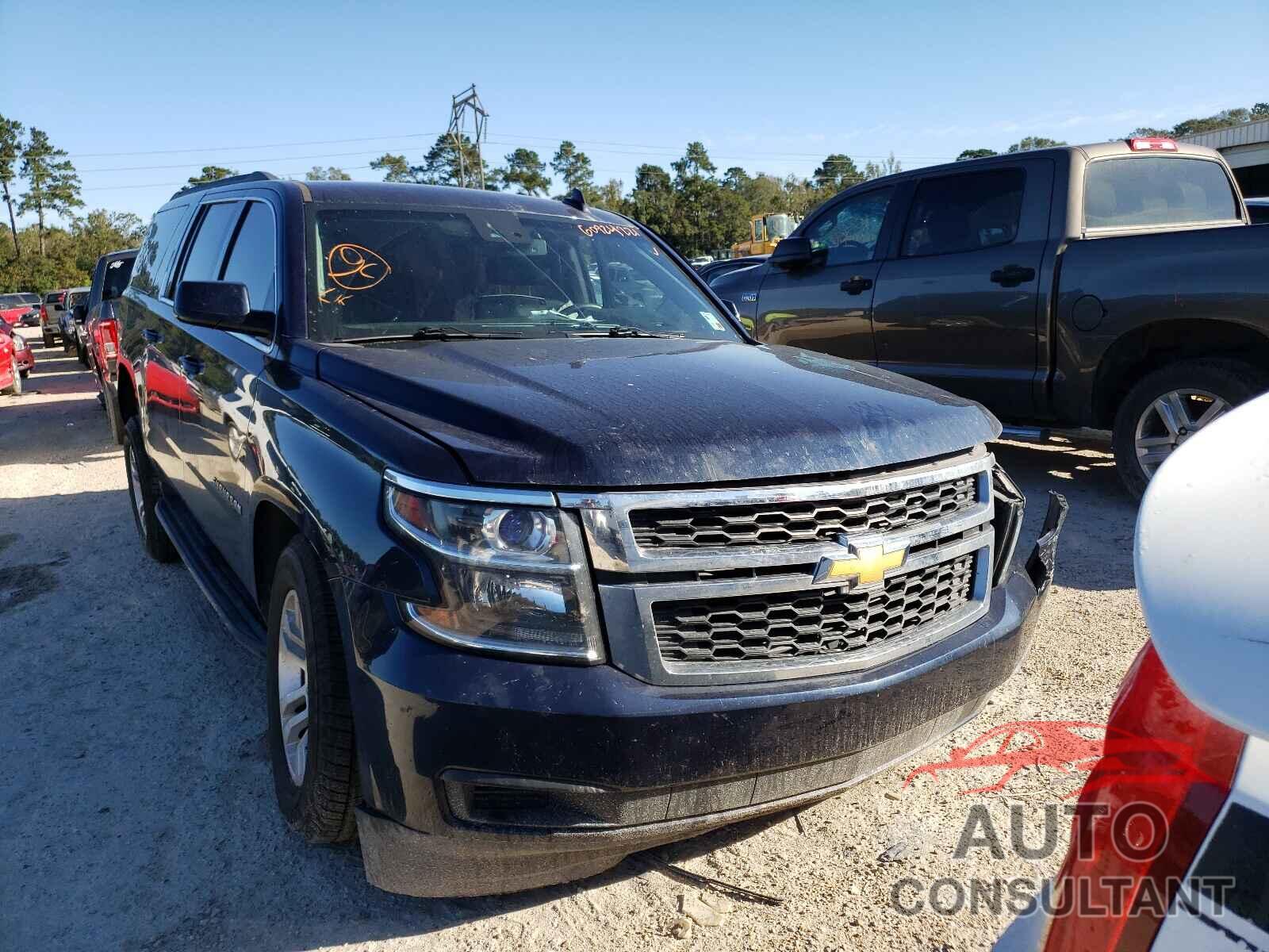 CHEVROLET SUBURBAN 2017 - 1GNSCHKC0HR268261