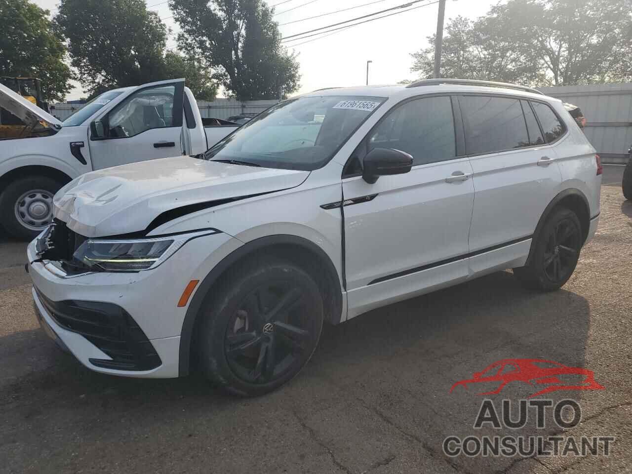 VOLKSWAGEN TIGUAN 2023 - 3VVCB7AXXPM139203