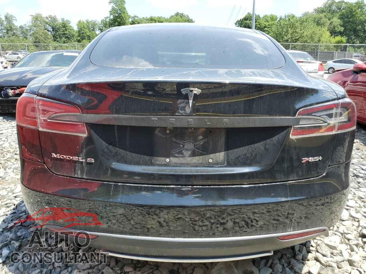 TESLA MODEL S 2013 - 5YJSA1DP4DFP13557