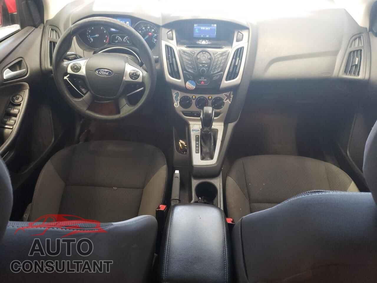 FORD FOCUS 2014 - 1FADP3F25EL400400