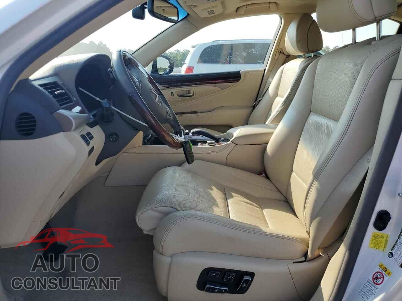 LEXUS LS460 2017 - JTHBL5EF9H5143892