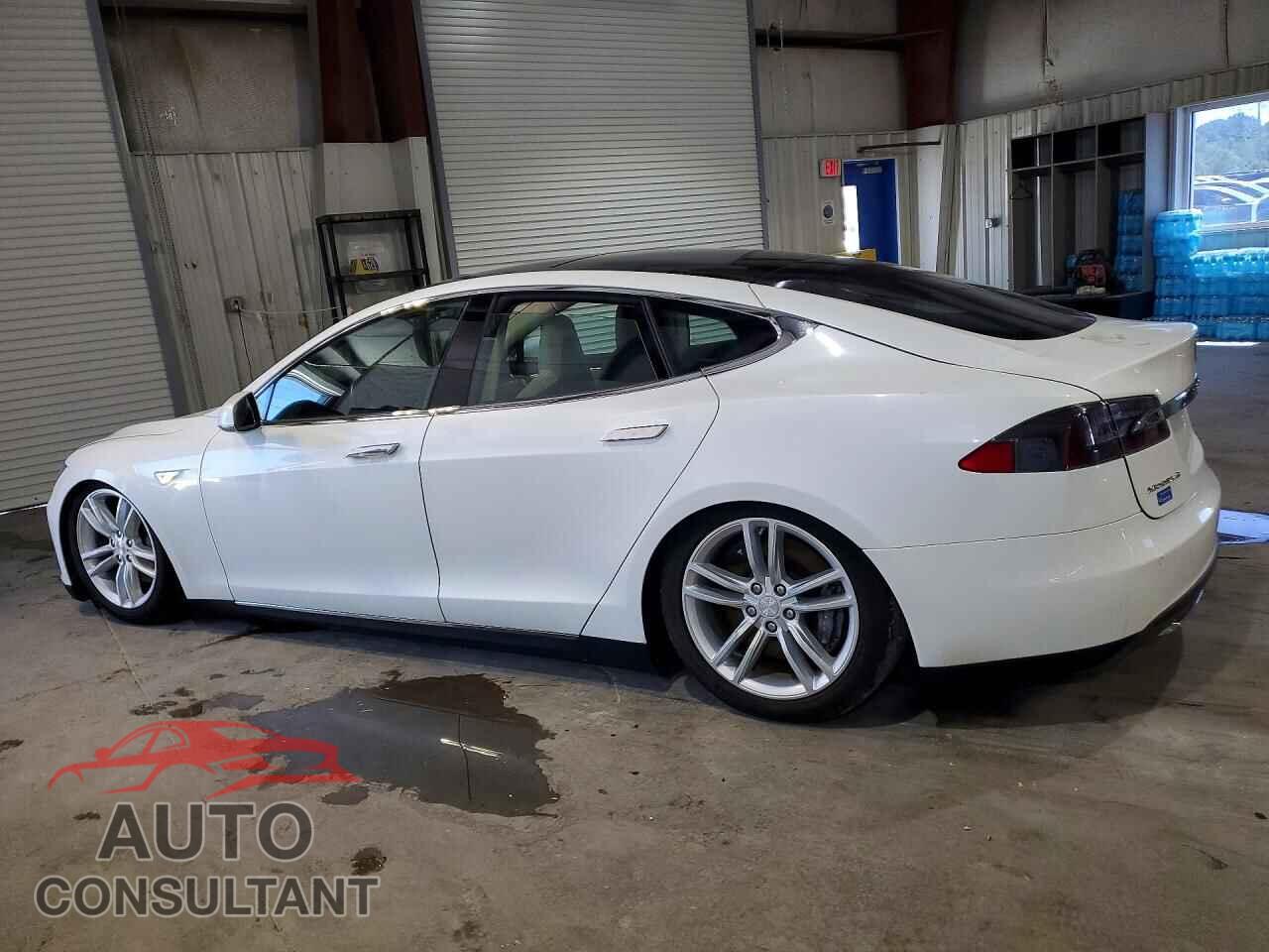 TESLA MODEL S 2014 - 5YJSA1H12EFP45883