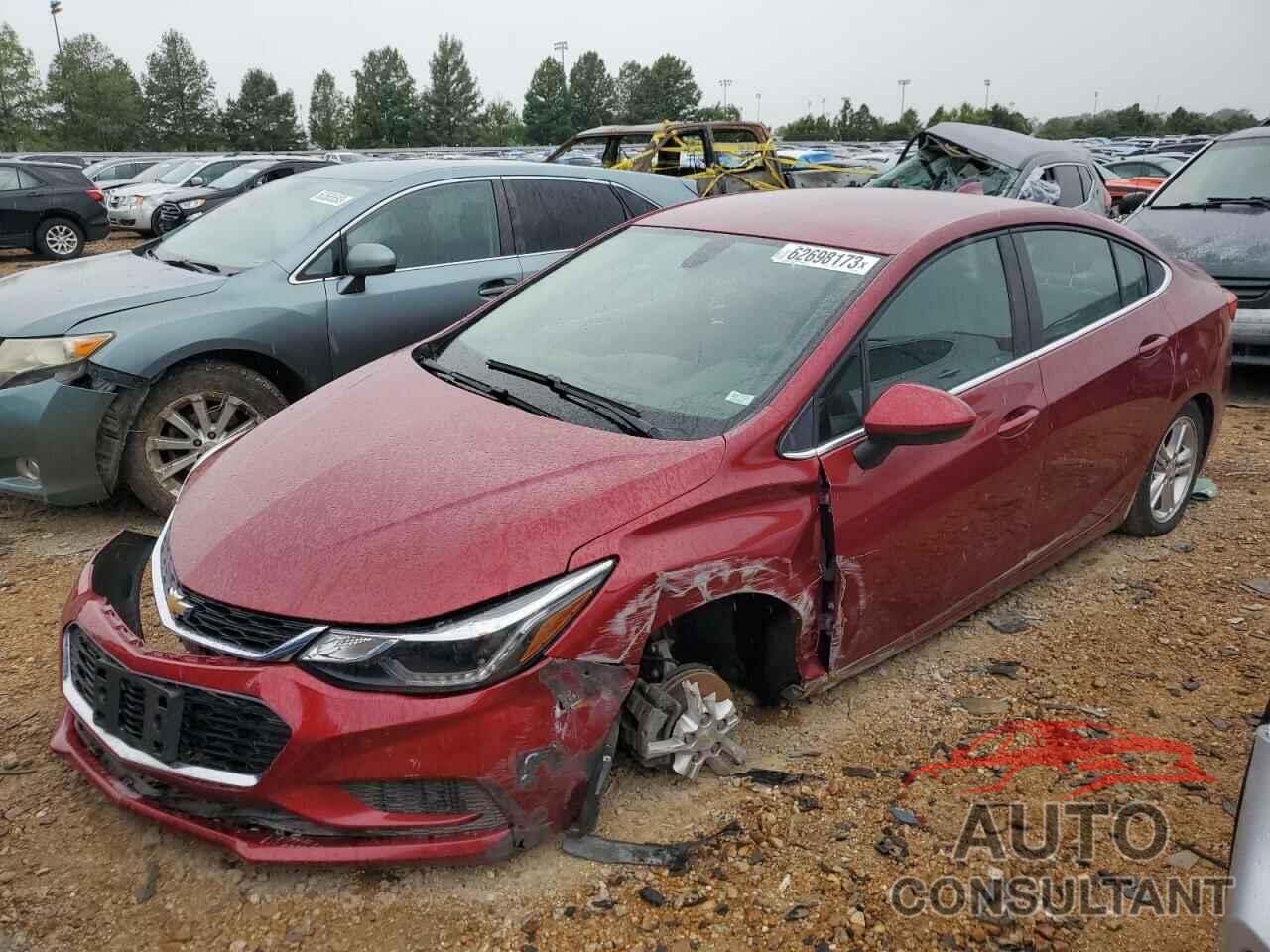 CHEVROLET CRUZE 2018 - 1G1BE5SM3J7248526