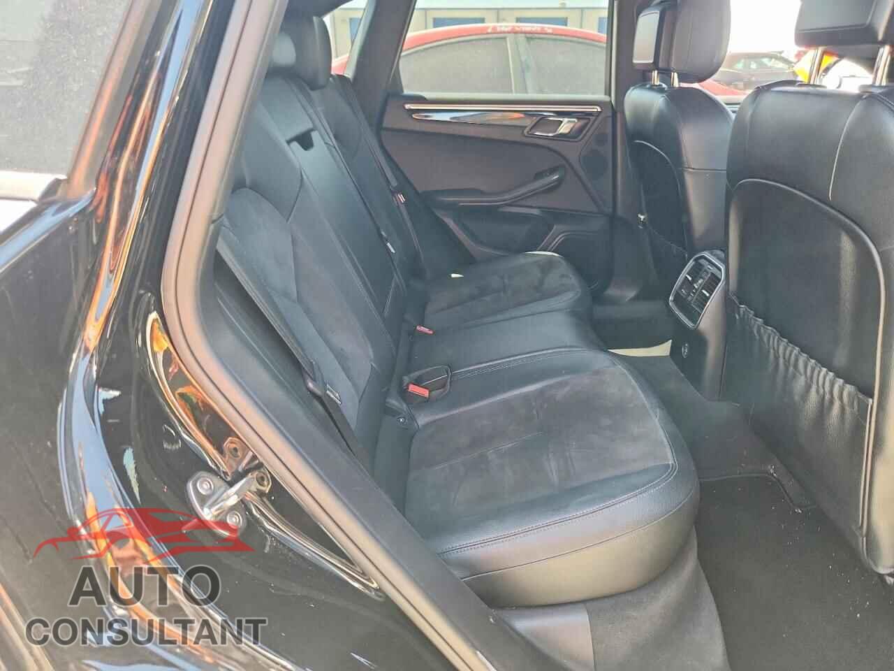 PORSCHE MACAN 2018 - WP1AA2A57JLB07035