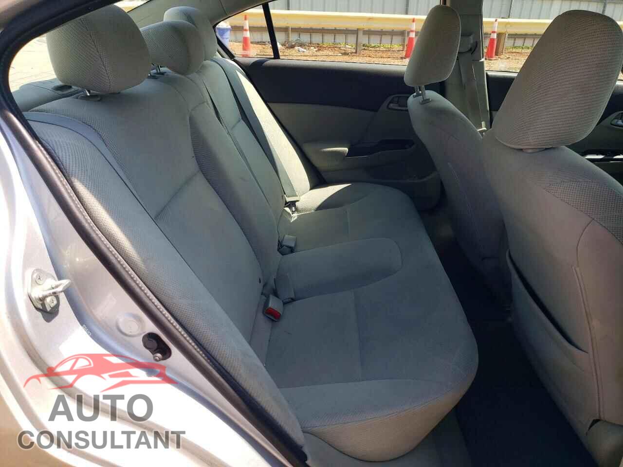 HONDA CIVIC 2012 - 2HGFB2F51CH599611