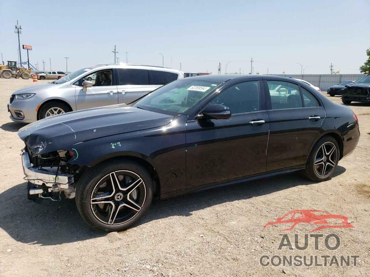 MERCEDES-BENZ E-CLASS 2022 - W1KZF5KB6NB022555