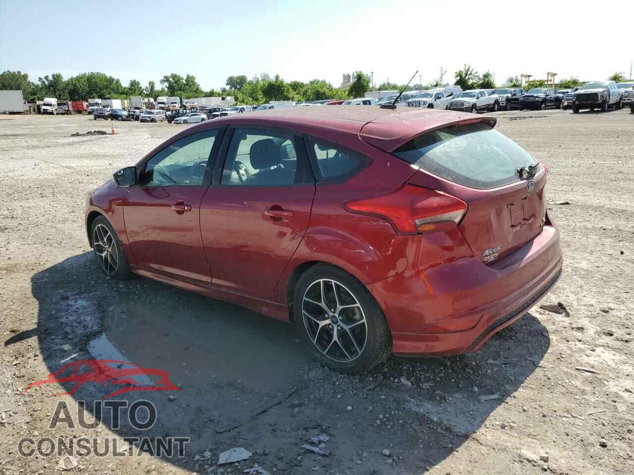 FORD FOCUS 2015 - 1FADP3K26FL220138