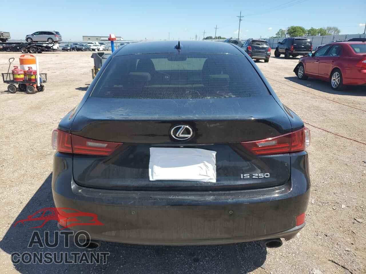 LEXUS IS 2014 - JTHBF1D27E5036639