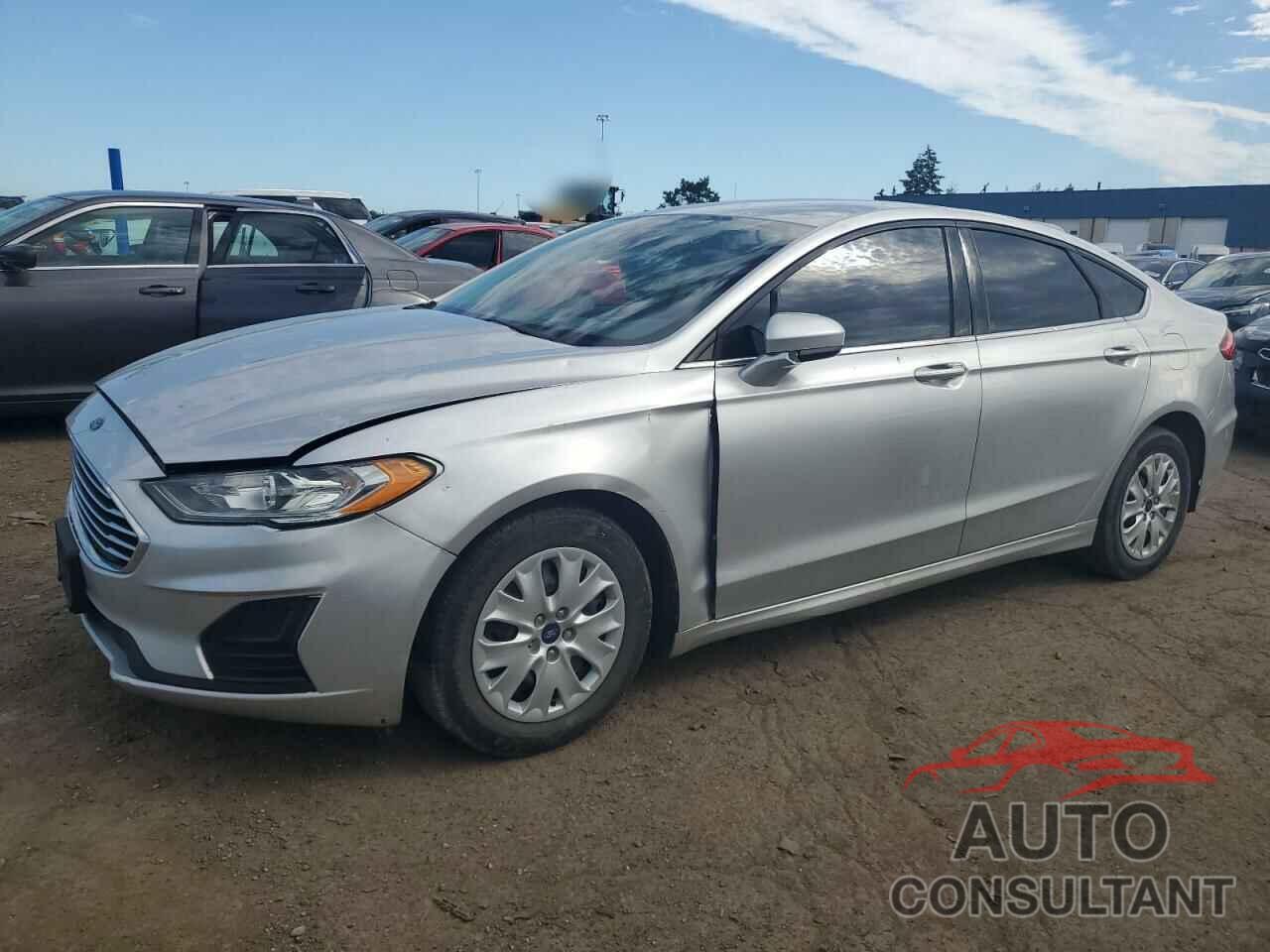 FORD FUSION 2019 - 3FA6P0G76KR275597