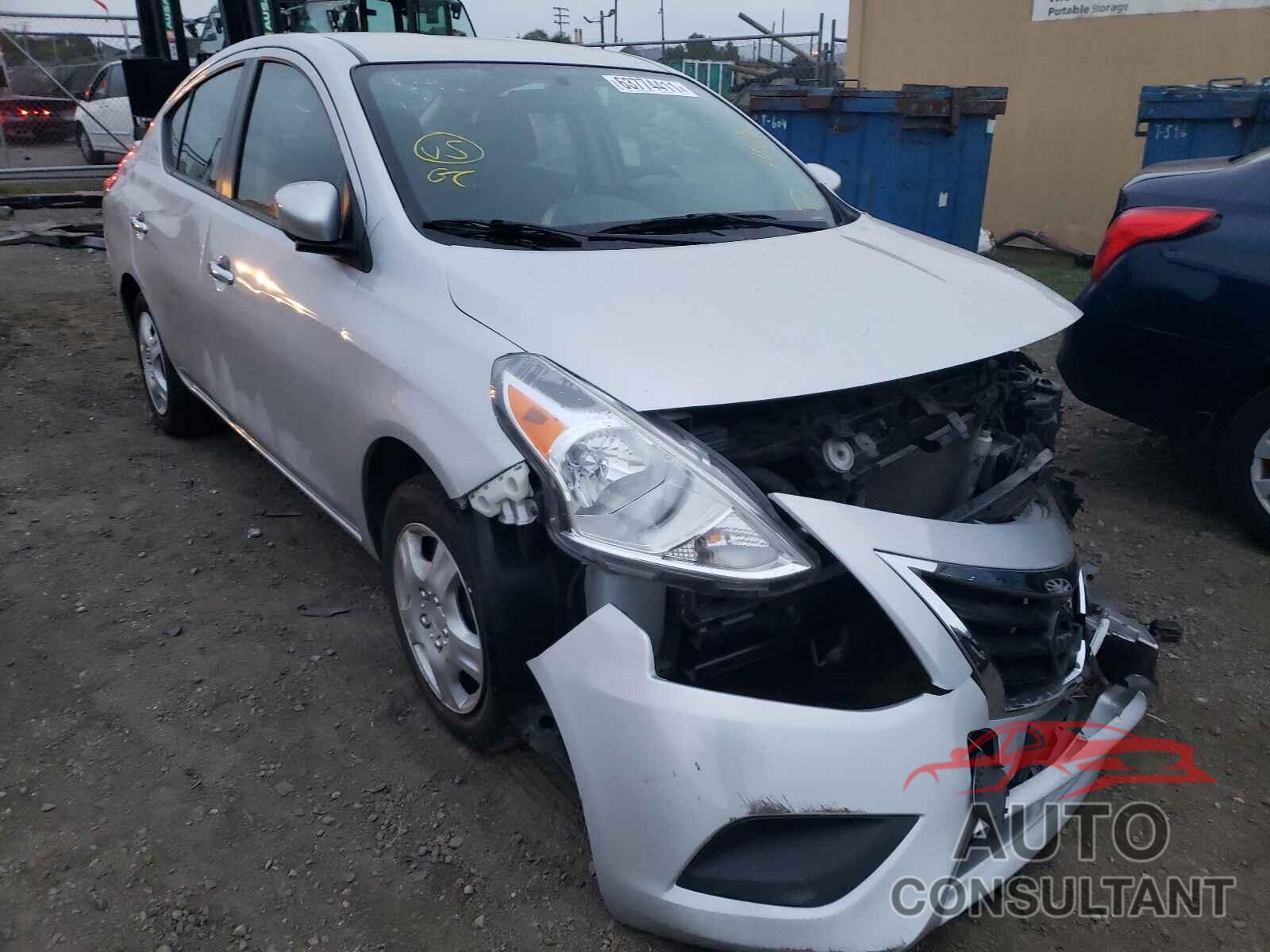 NISSAN VERSA 2017 - 3N1CN7AP6HK457048