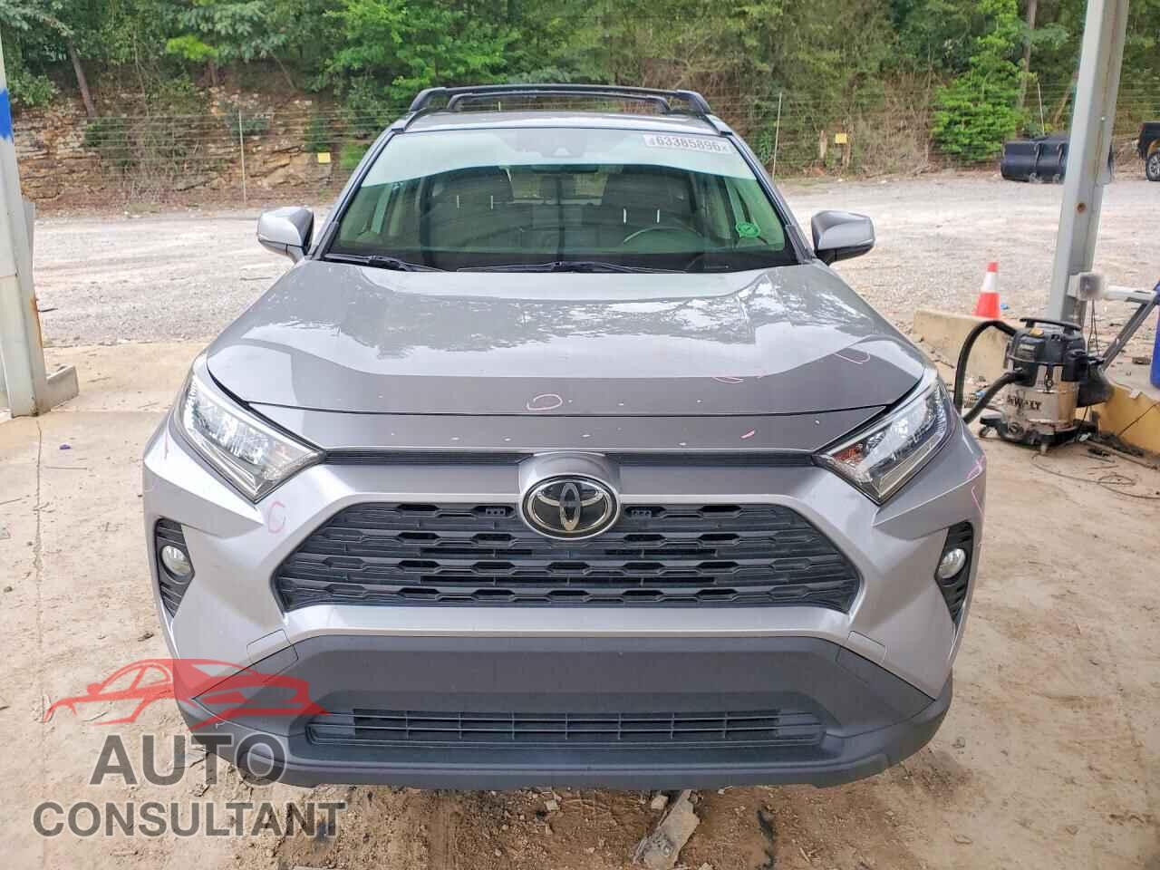 TOYOTA RAV4 2020 - JTMP1RFV5LD059710