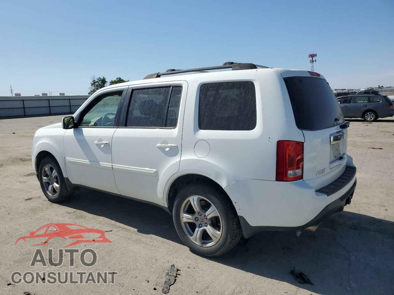 HONDA PILOT 2013 - 5FNYF3H44DB016445