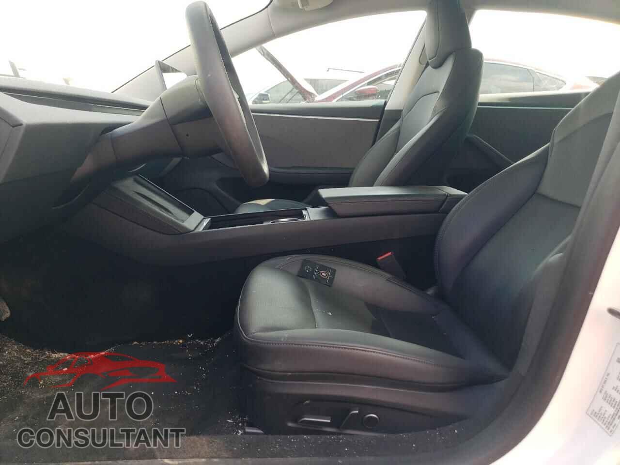 TESLA MODEL 3 2024 - 5YJ3E1EA3RF732076