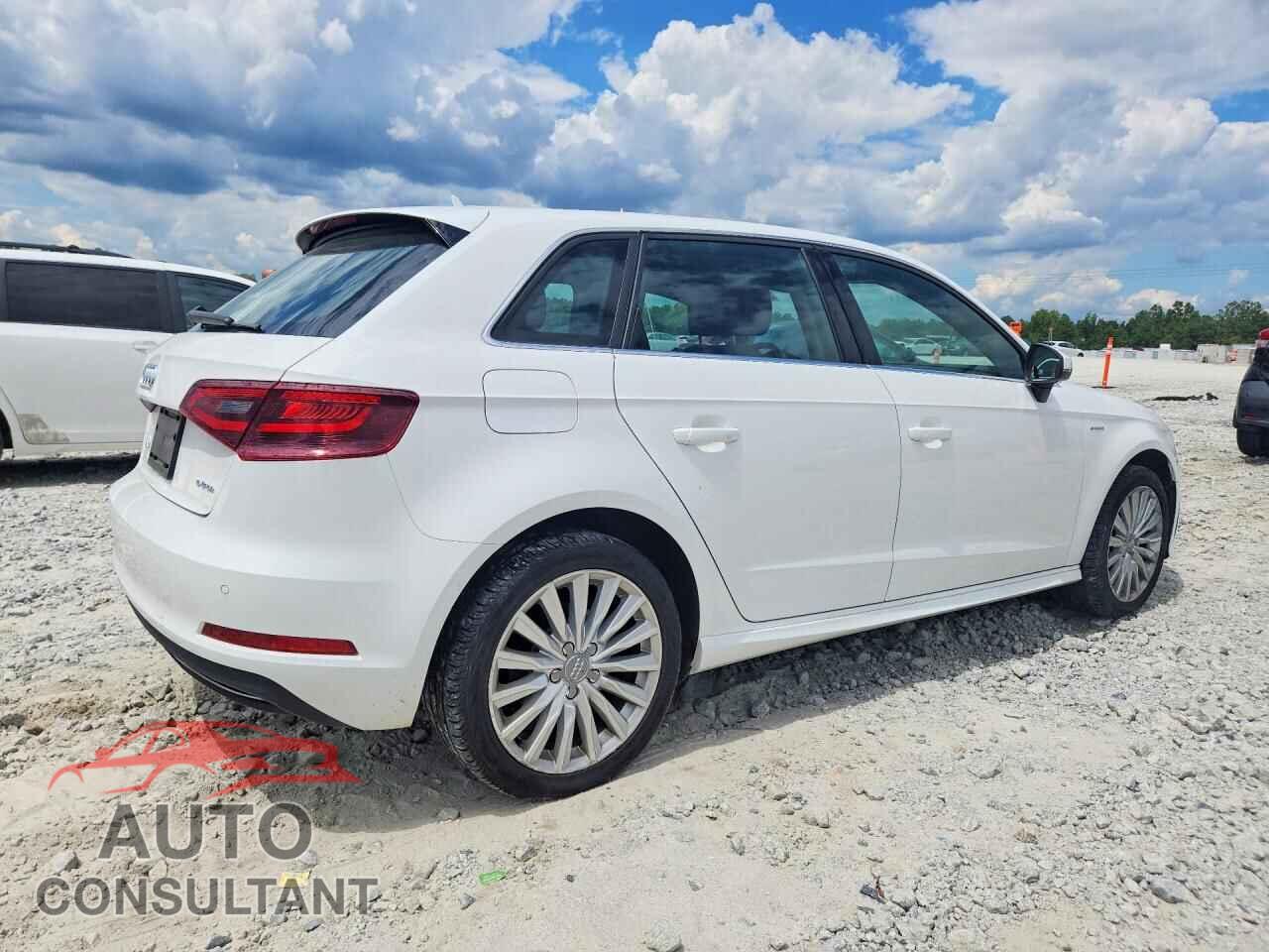 AUDI A3 2016 - WAUTPBFF9GA063311