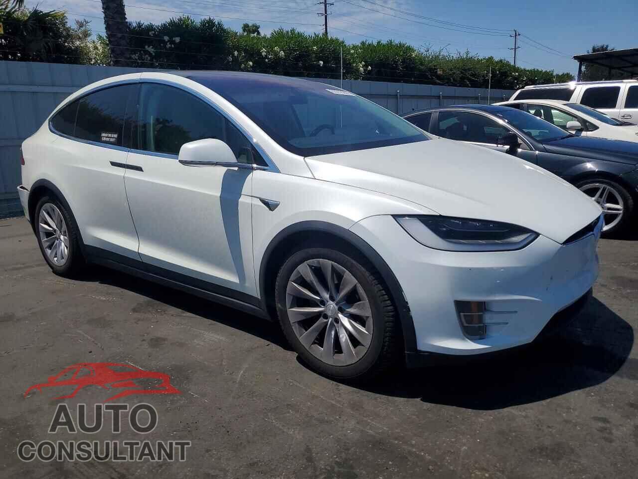 TESLA MODEL X 2017 - 5YJXCBE20HF059588