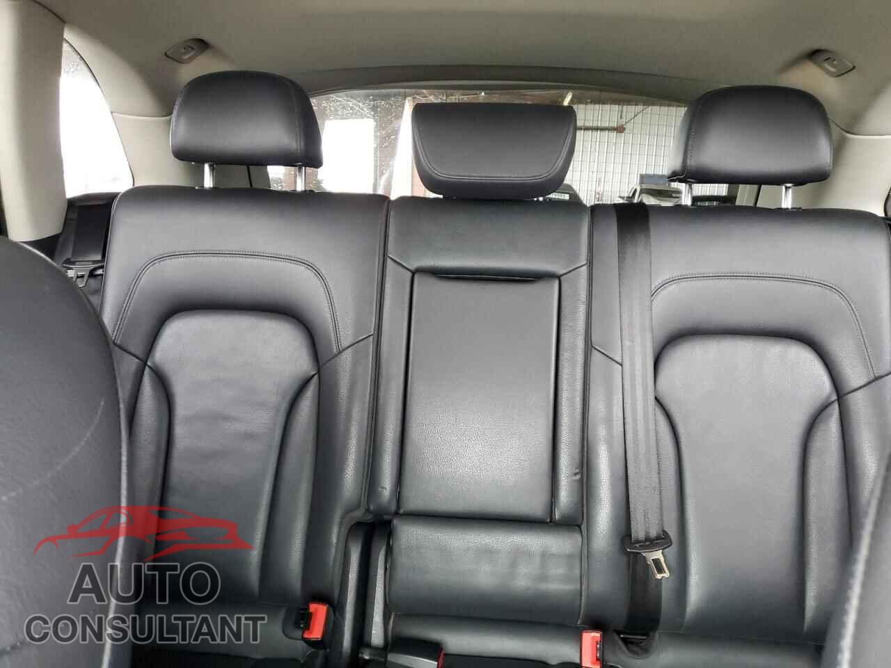 AUDI Q5 2012 - WA1LFAFP9CA043153