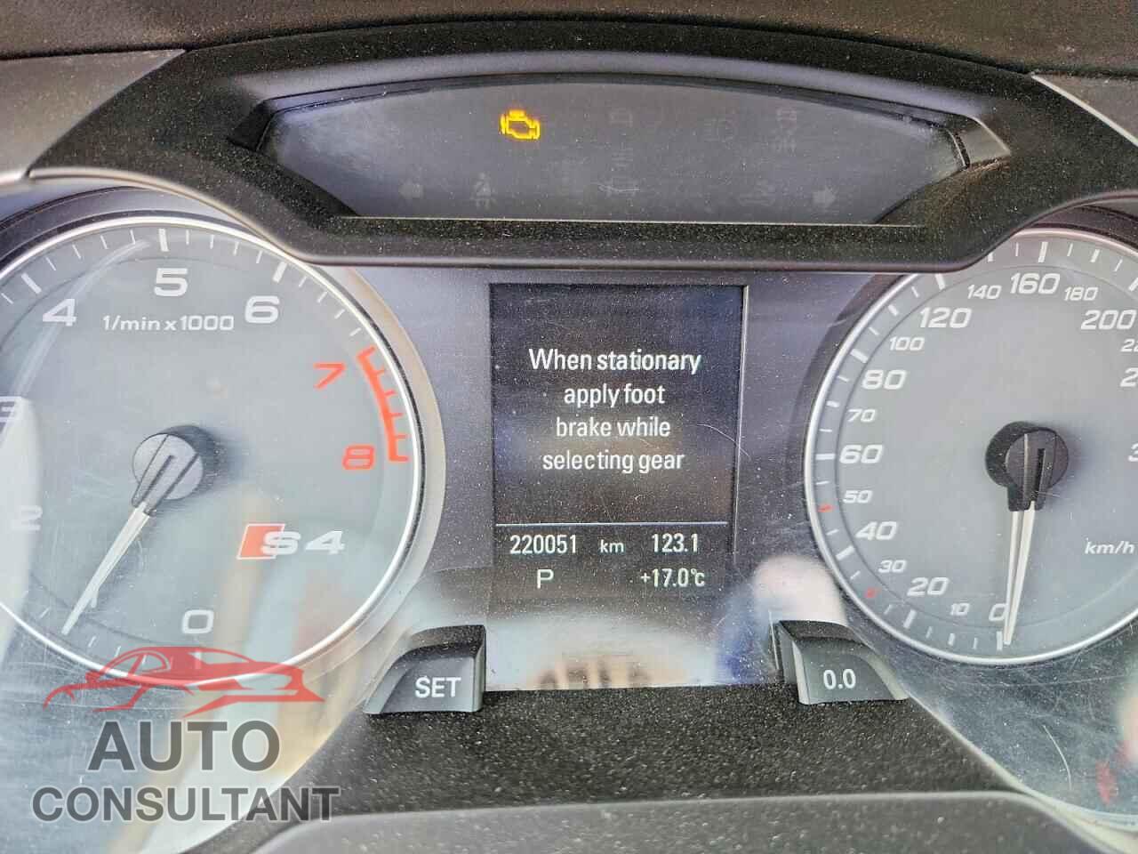 AUDI S4/RS4 2011 - WAUFGCFL7BA098558