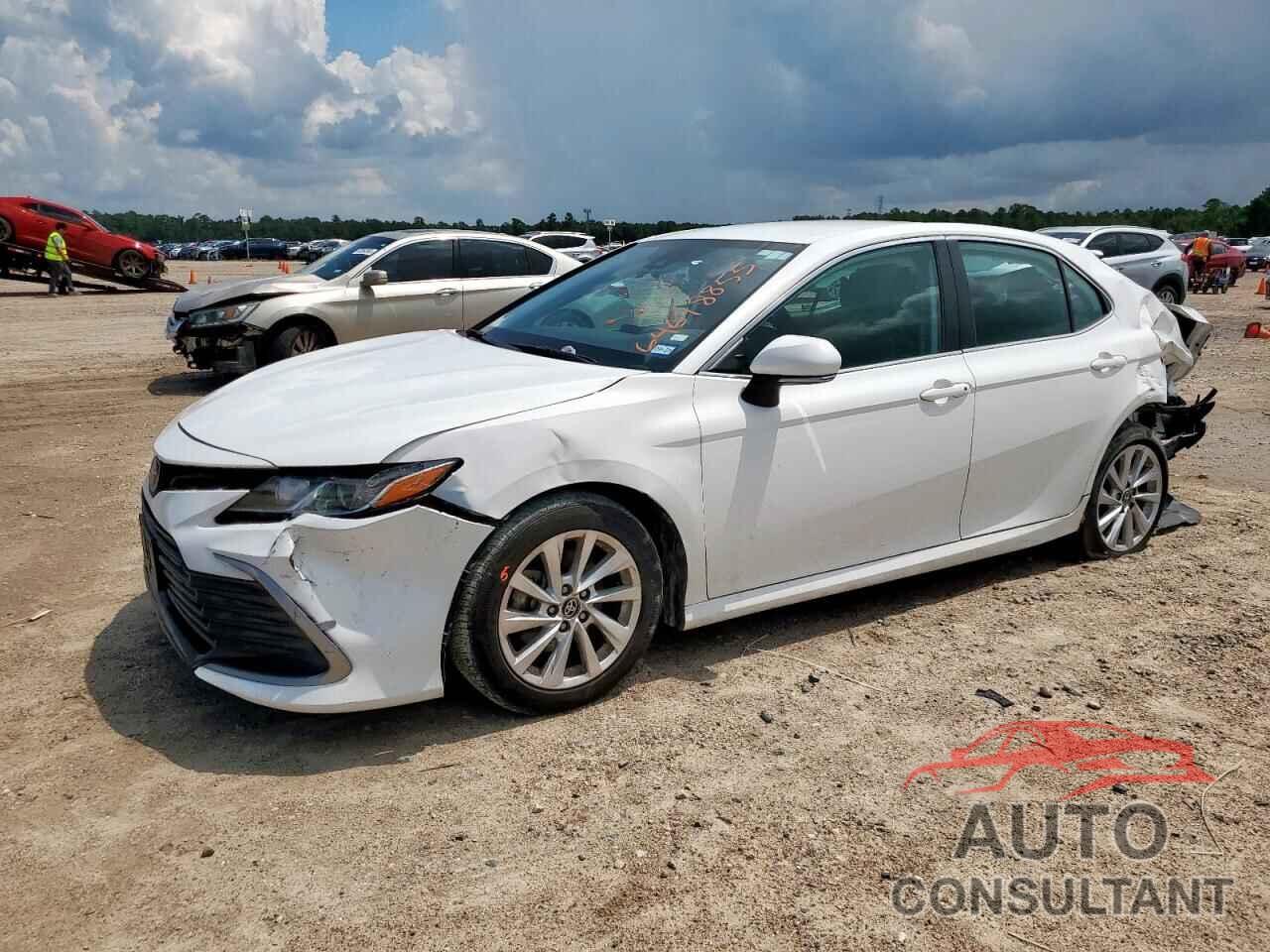 TOYOTA CAMRY 2023 - 4T1C11AK4PU159411
