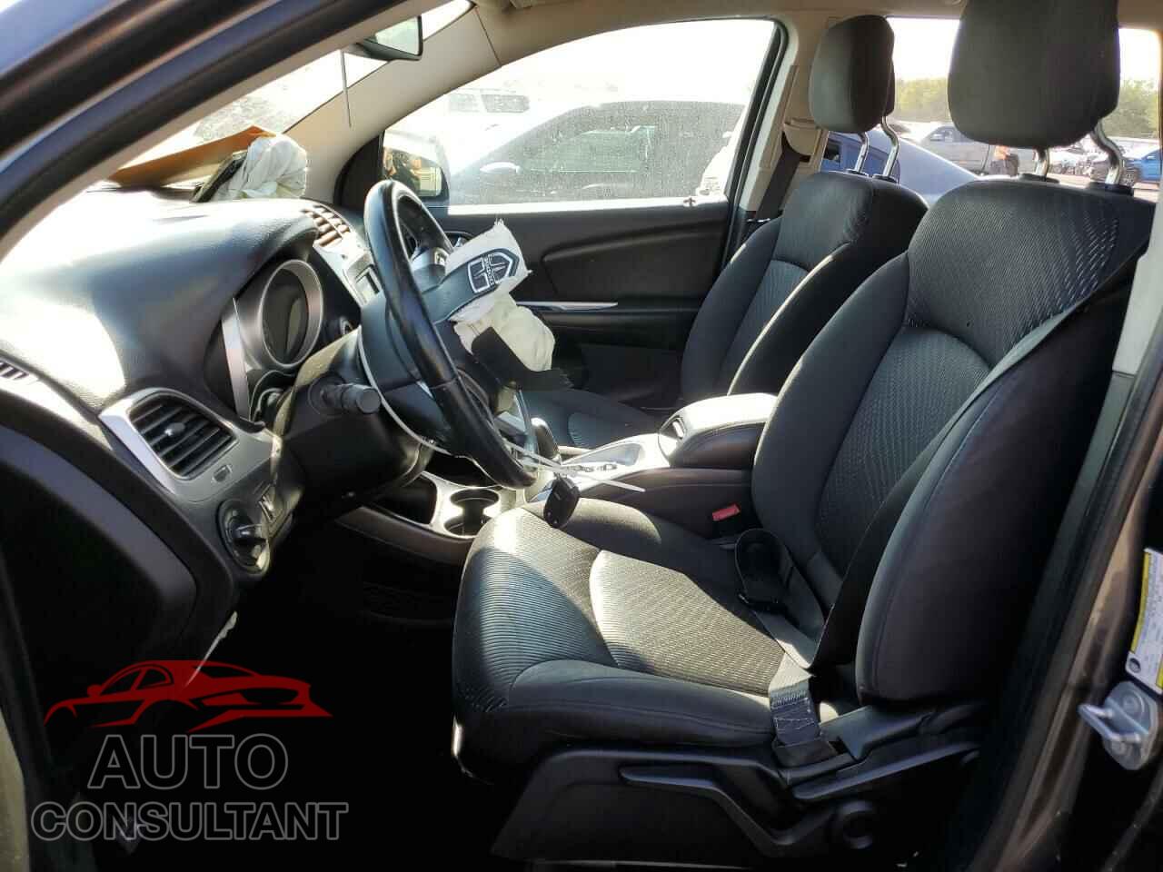 DODGE JOURNEY 2017 - 3C4PDCBB3HT529847