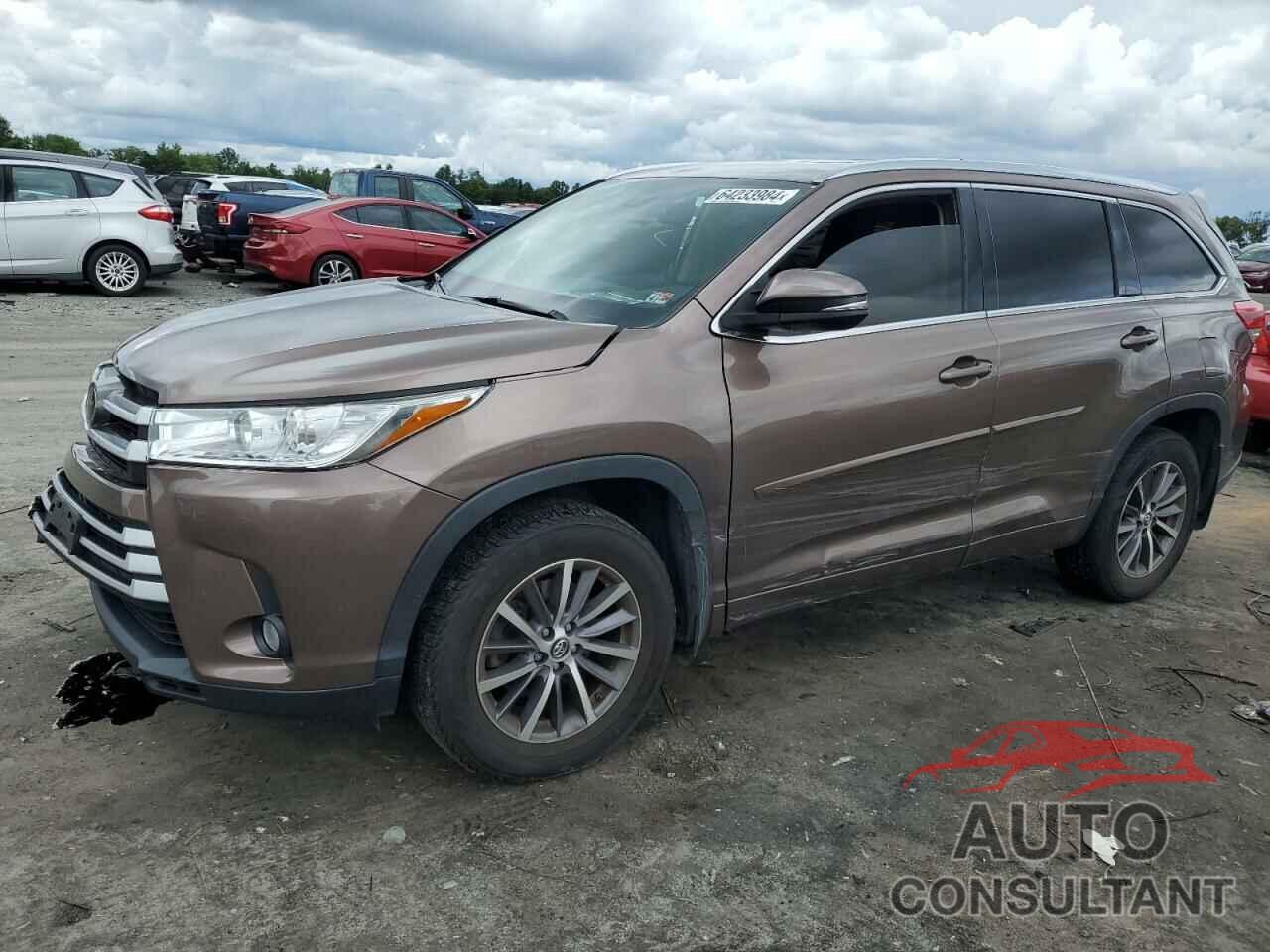 TOYOTA HIGHLANDER 2018 - 5TDJZRFH6JS868546