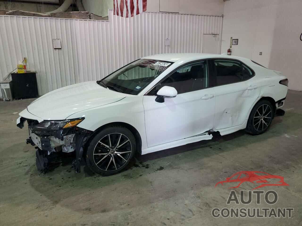 TOYOTA CAMRY 2023 - 4T1G11AK0PU807778