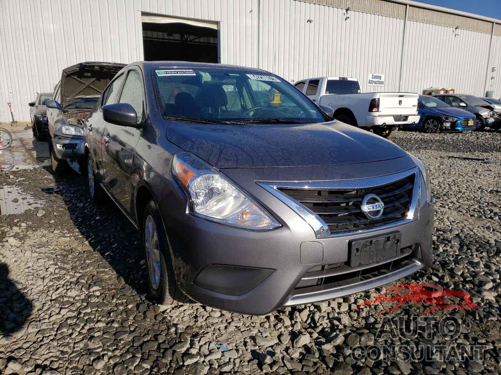NISSAN VERSA 2019 - 3N1CN7AP1KL872893