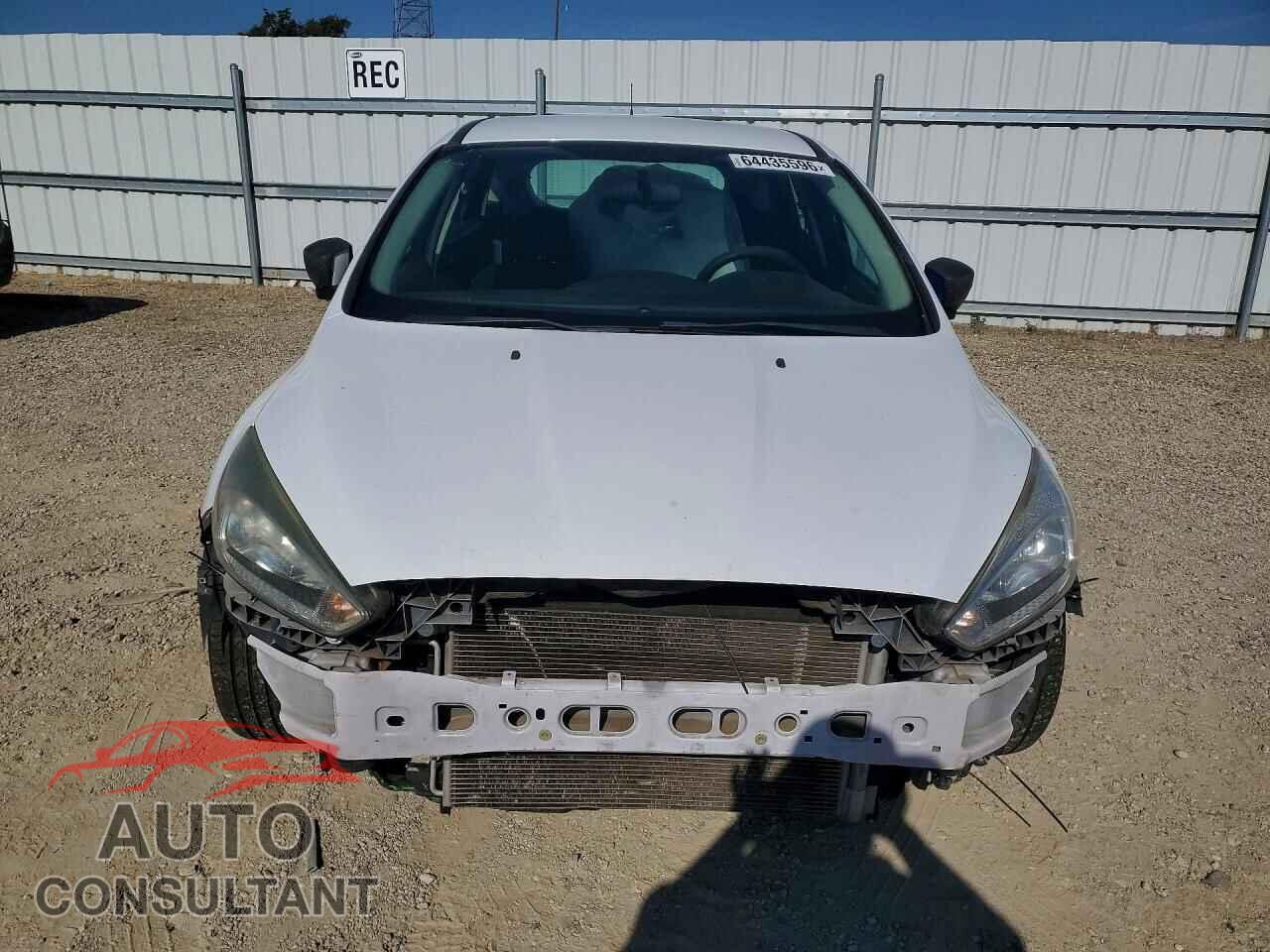 FORD FOCUS 2017 - 1FADP3K29HL263830